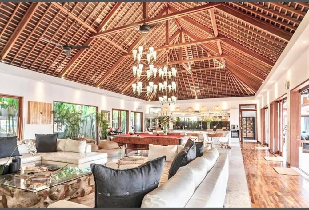 Villa Mimpi Nyata Canggu Exterior foto